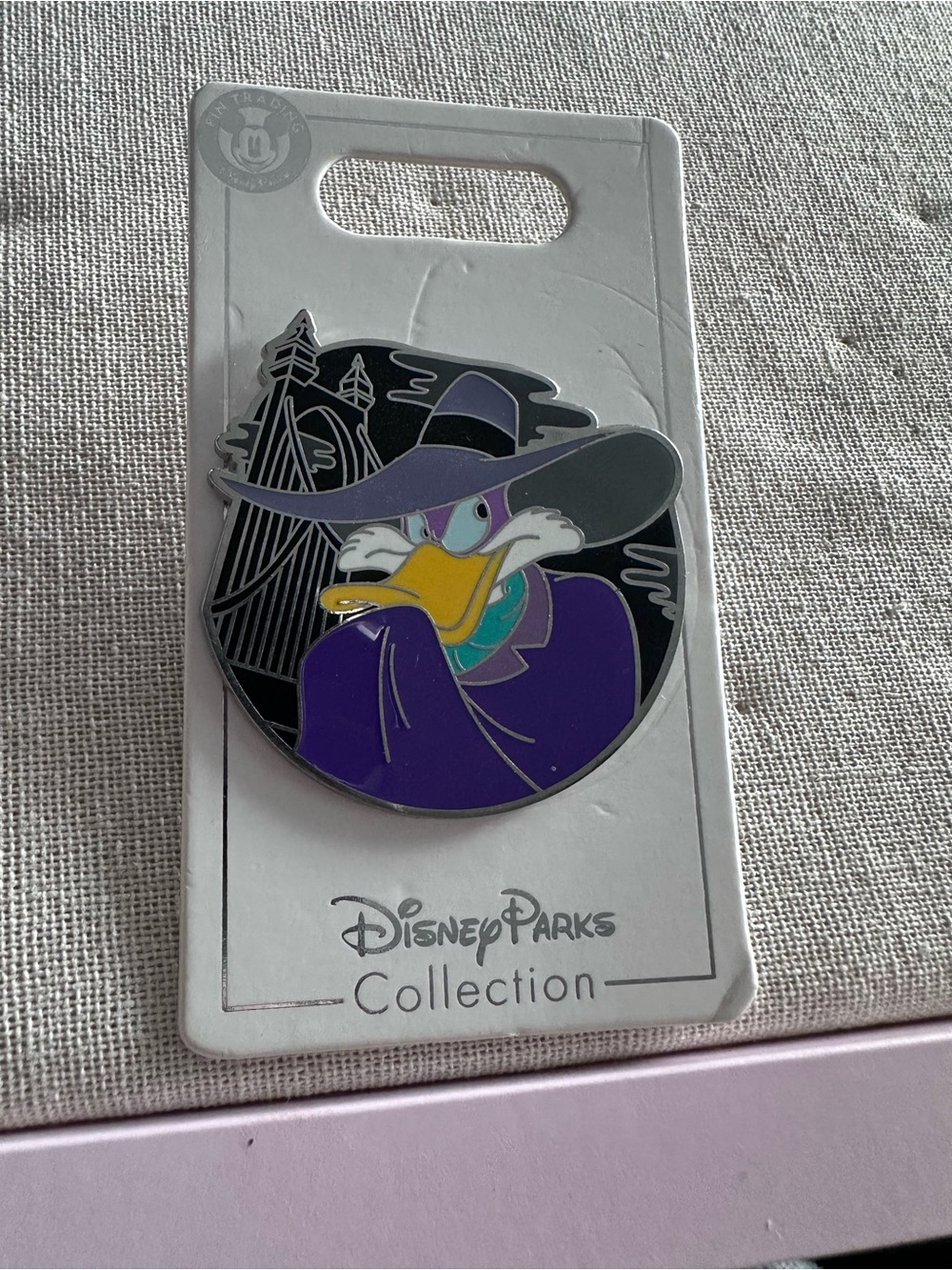 Disney Darkwing Duck Pin